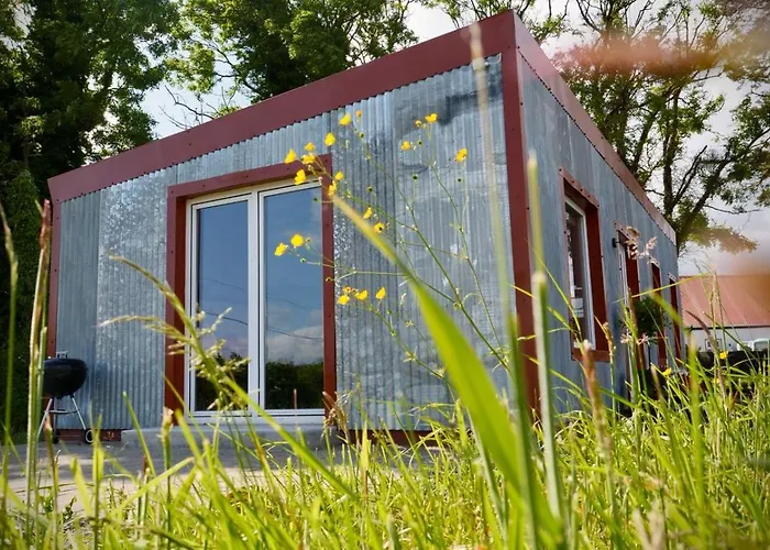 Holiday home The Tin Shed *